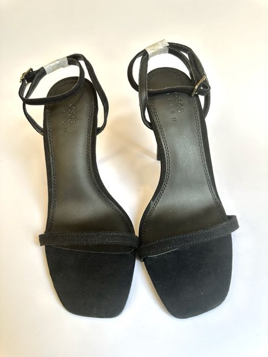 Sandálias pretas minimalistas ASOS Design | Novas | EU 37