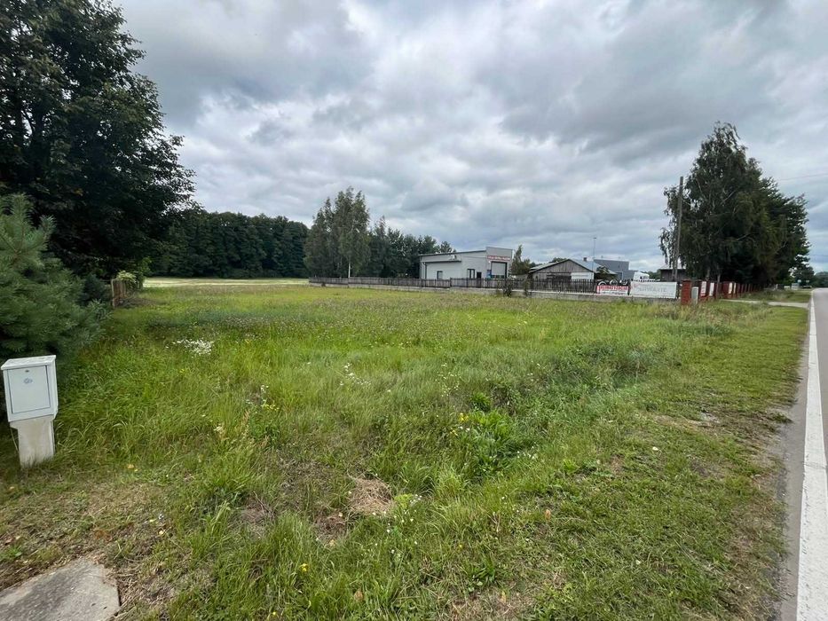 Działka budowlano-usługowa - Widok 3