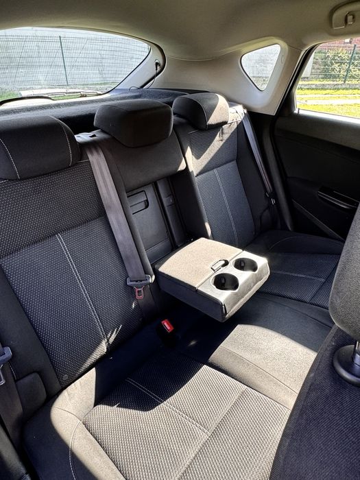 Opel Astra J 1.6 Turbo Sport 180km Benzyna 2014