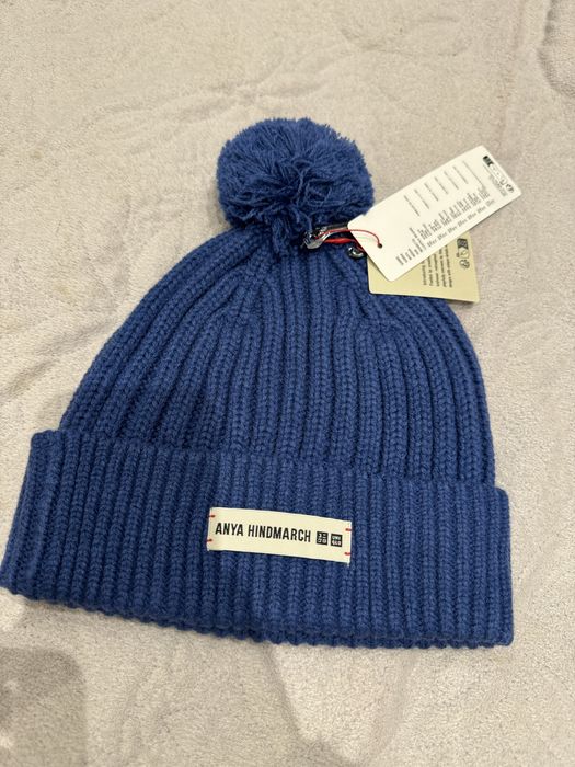 Шапка жіноча Anya Hindmarch