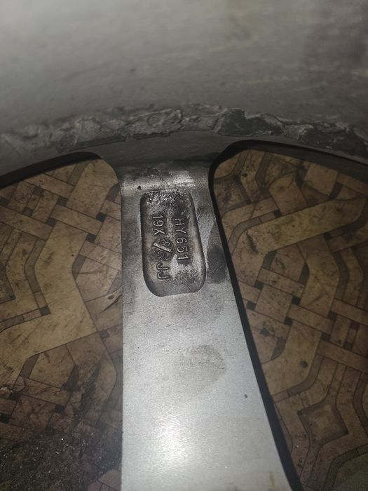 Продам диски R19