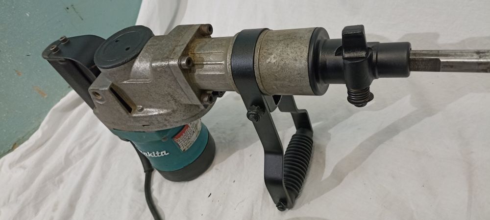 Отбойный молоток Makita HR5000 (17Дж.) Japan) из Германии.
