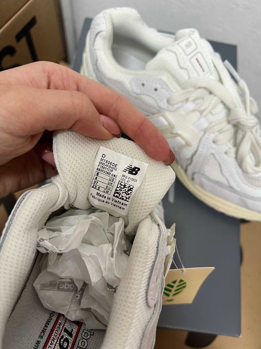 Білі та чорні (36-45) New Balance 1906D Protection Pack