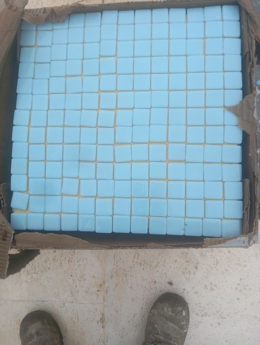 Pastilha cerâmica para piscina