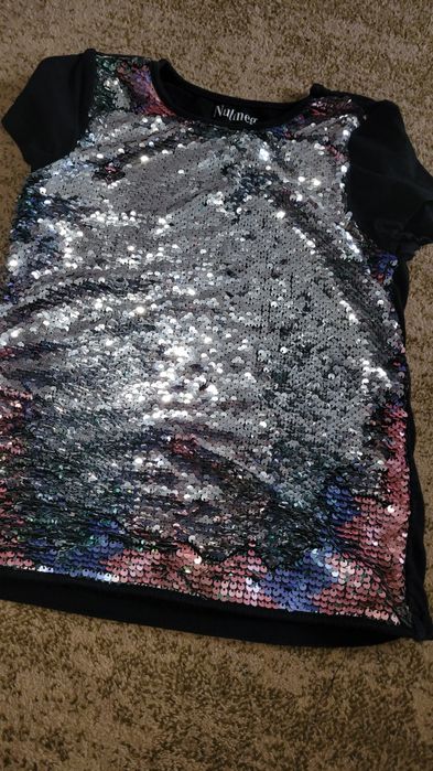 Koszulka z cekinami rozm 122/128