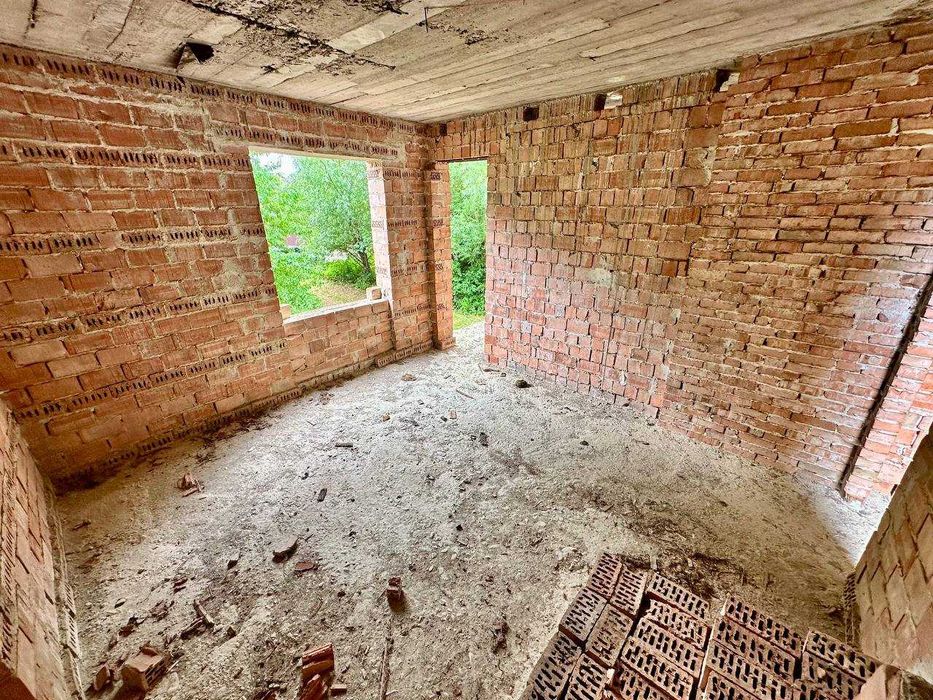 Продаж добротного будинку з примиканням до річки у м.Борислав