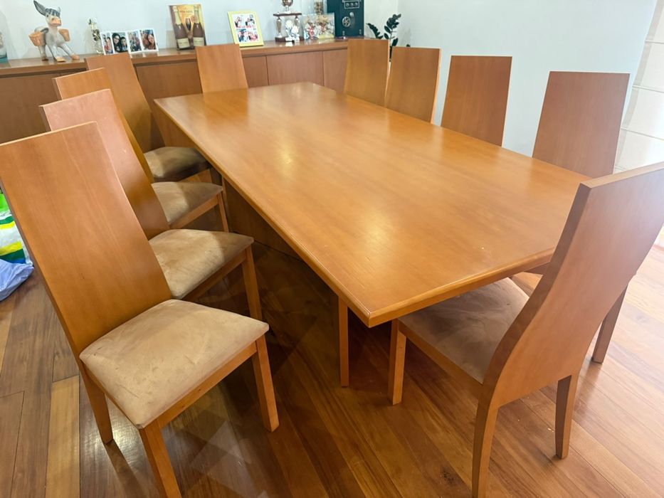 Sala de jantar completa