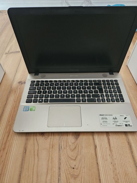 Laptops portable computer451243079254691841
