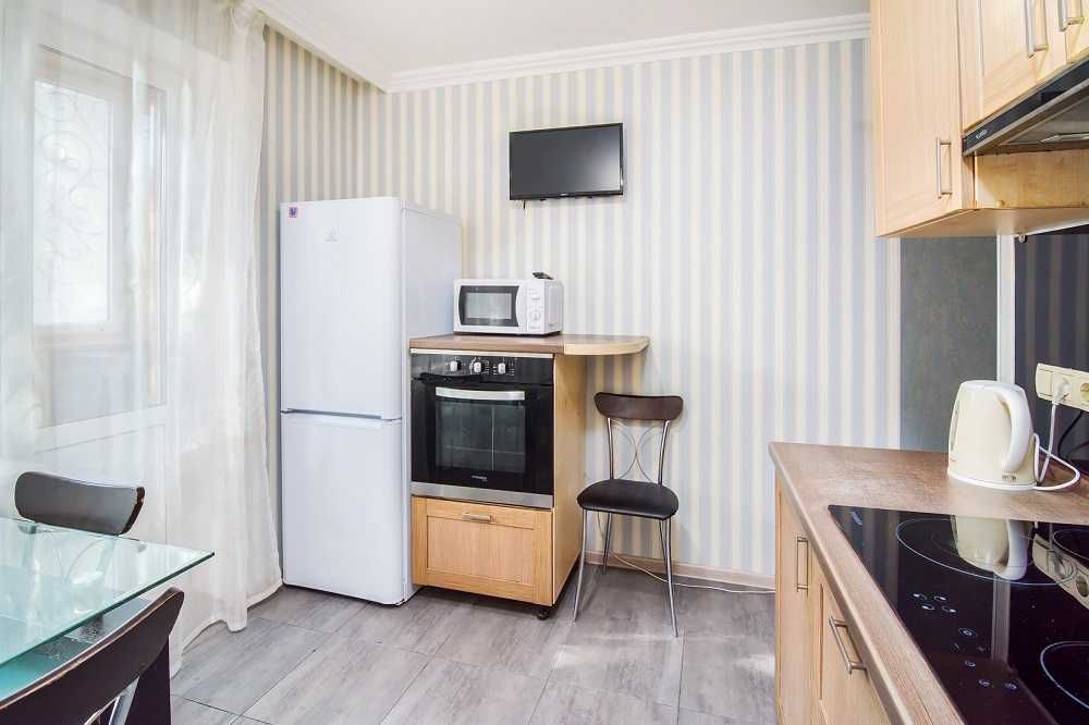 Подобово, Оболонь, 2к,кв-ра люкс, 1 ПОВЕРХ, Гайдай 9а,ЗНИЖКИ В ОПИСІ !