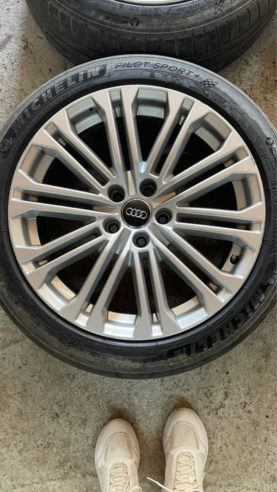 Оригінальні диски Audi