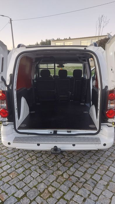 Citroën Berlingo 1.6 HDI 120CV com caixa de 6 velocidades