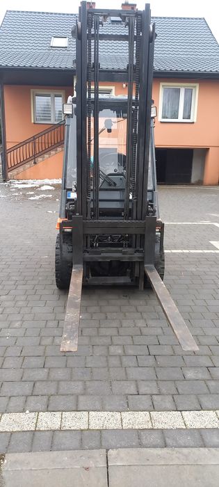 Wózek widłowy toyota 7fgf 2006r