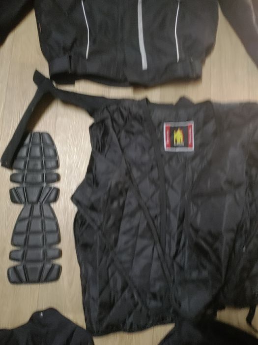 Мотокуртка, куртка мотоцикліста, мотоекіп MotoAir з подушкою безпеки