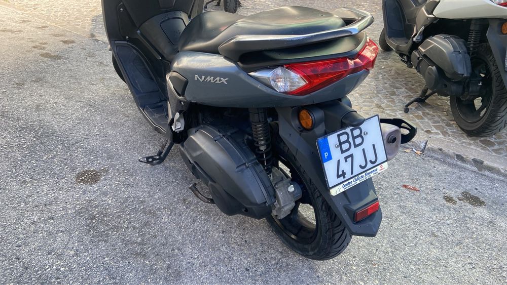Moto Yamaha Nmax 125