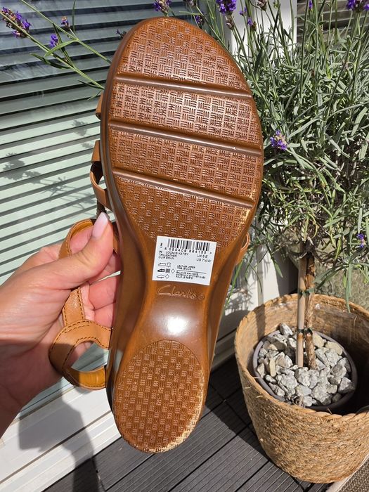 Clarks skóra naturalna 38