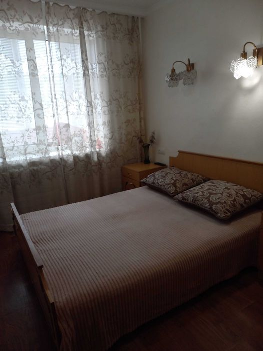 Центр, 3-х кім, Оазіс, Епіцентр, Лебідь Плаза, Центр Розвитку