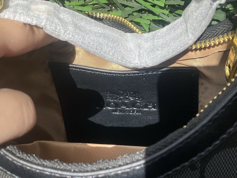 Mala Coach Nova, Com caixa.