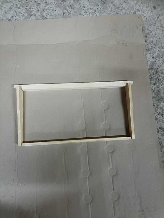 Рамки для ульев Дадан, Рута, магазинка, Украинка В наличии. Наложка