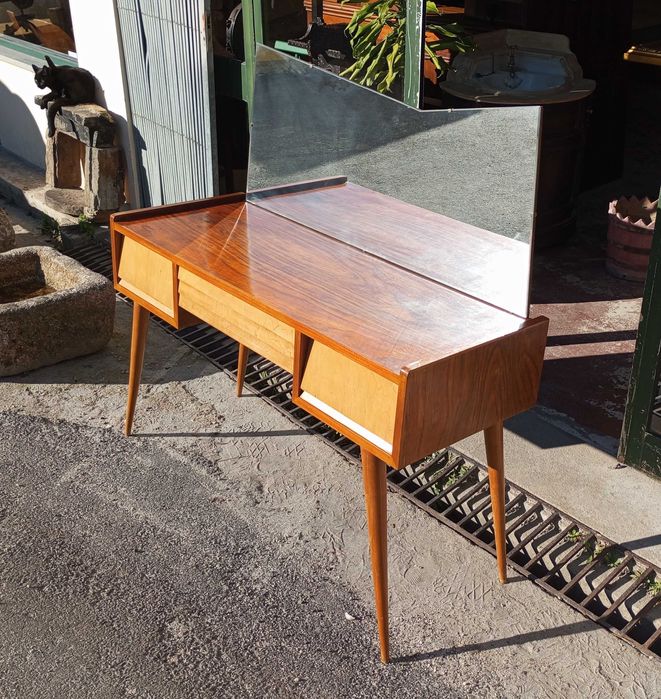 Toucador vintage com banco anos 60/70