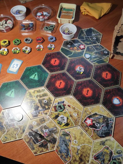 Настільна гра Fallout + California + Atomic B. (RUS)