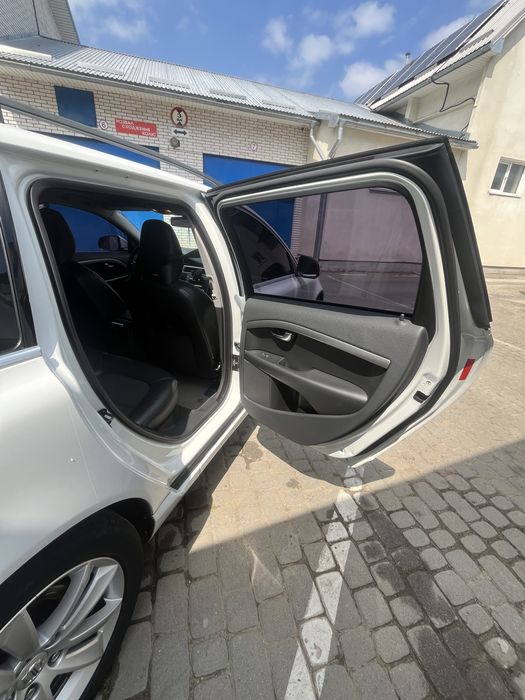 Volvo V70 2010 1,6 дизель