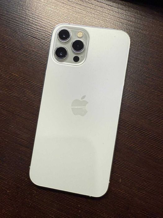 iPhone 12 Pro Max ホワイト 128GB iPhone 12 Pro Max 128GB Srebrny - Ceny od 1 559 zł - Swappie