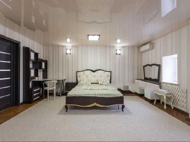 Оренда 3-х рівневого пентхауса 555 м² в центрі Києва, вул. Ковпака 17