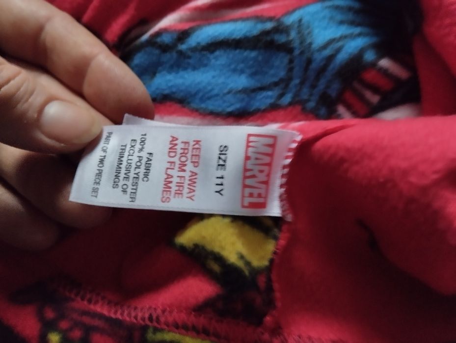 Piżama polarkowa 134/140 marvel