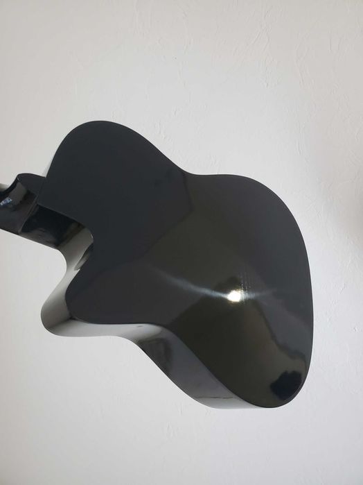 класична гітара італійської фірми 4/4 нейлонові струни