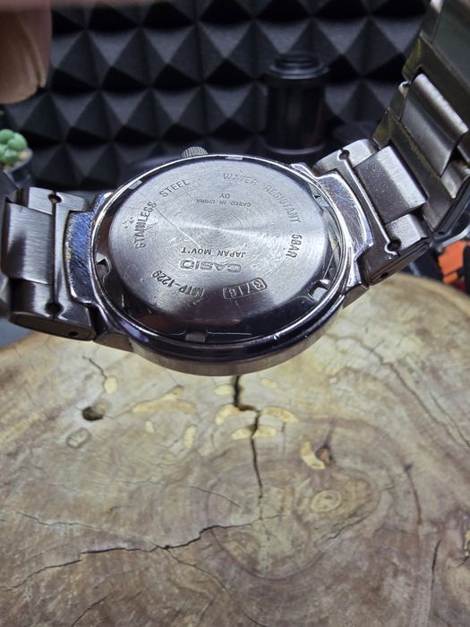 Stary zegarek casio stal nierdzewna