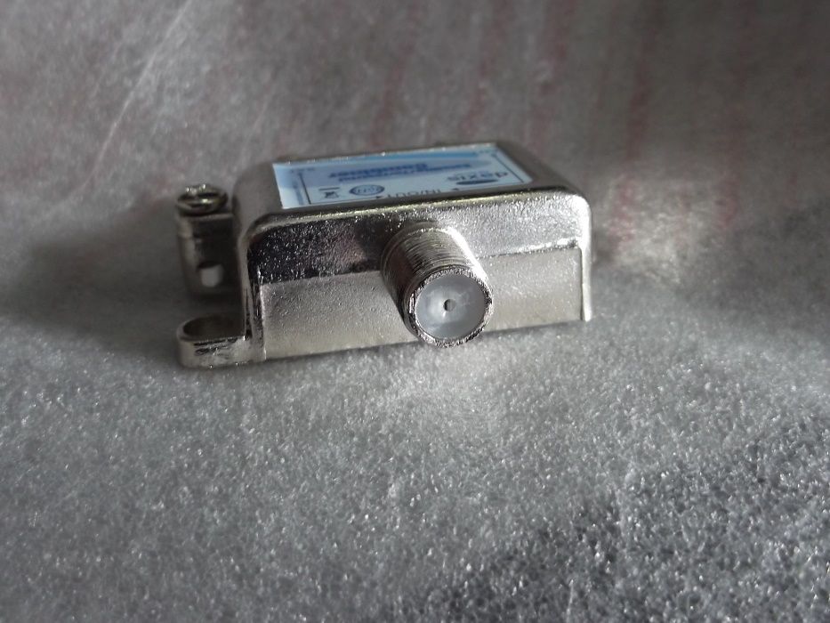 Adaptador antena terrestre satelite Daxis ED1301