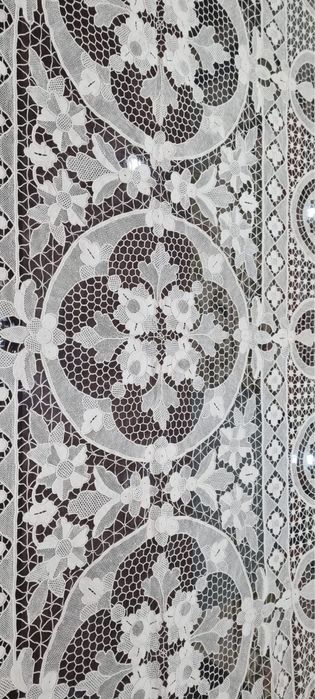 Toalha de renda de Veneza feita à mão com fio de linho com 12 guardana