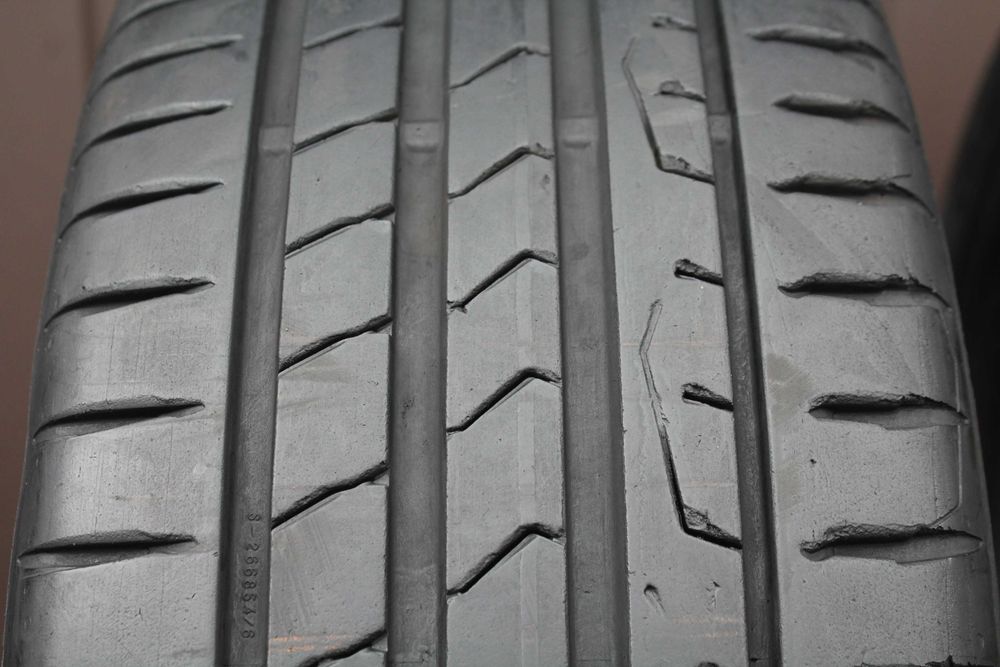 215 55 R17 Continental Premium Contact 7