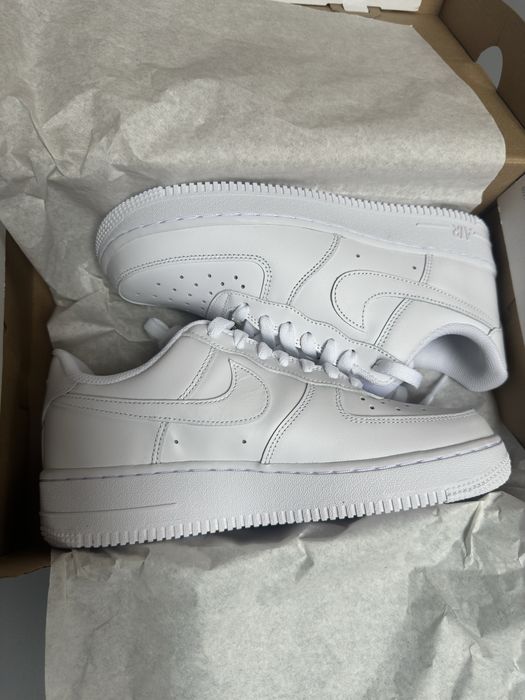 Buty Nike Air Force 1 '07  białe roz. 39 (AF1)