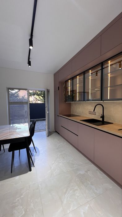 Продаж 2-х кімнатної квартири з ремонтом