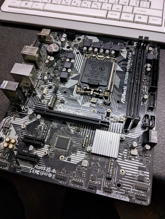 Материнська плата ASRock B760M-HDV/M.2 D4