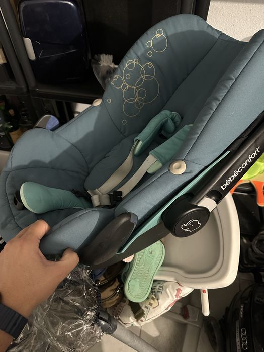 Ovo e base isofix Bébéconfort
