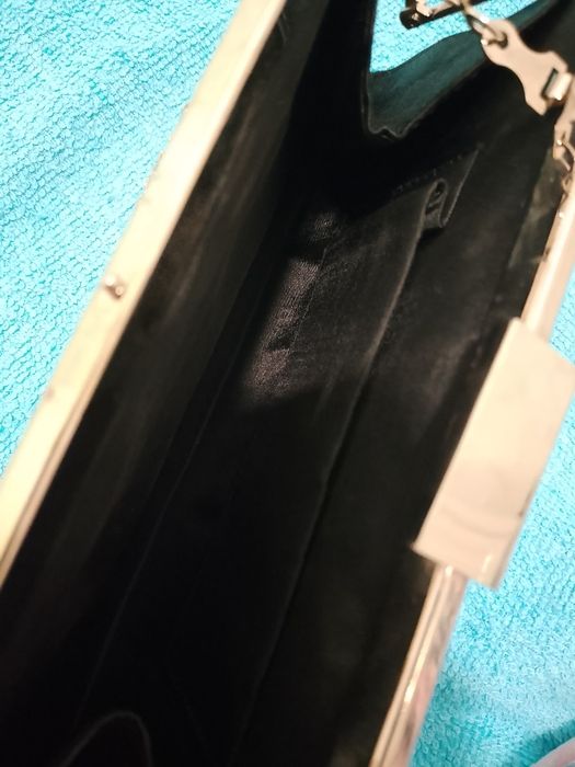 Чорна атласна клатч сумка святкова