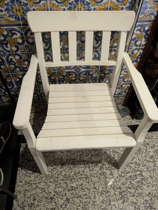 Cadeira branca Angso Ikea