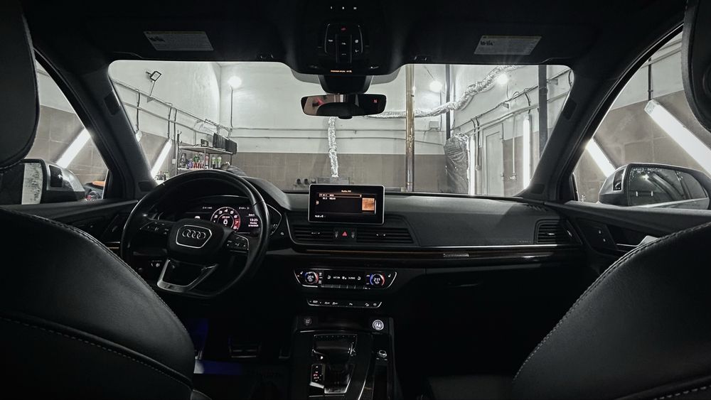 Терміновий продж Audi sQ5 2017 року