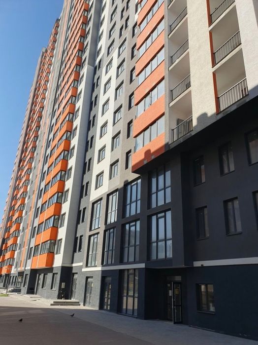 1к  Дніпровська Мрія, Сосюри 6Б, євродвушка, 53м2, монолiт, видова