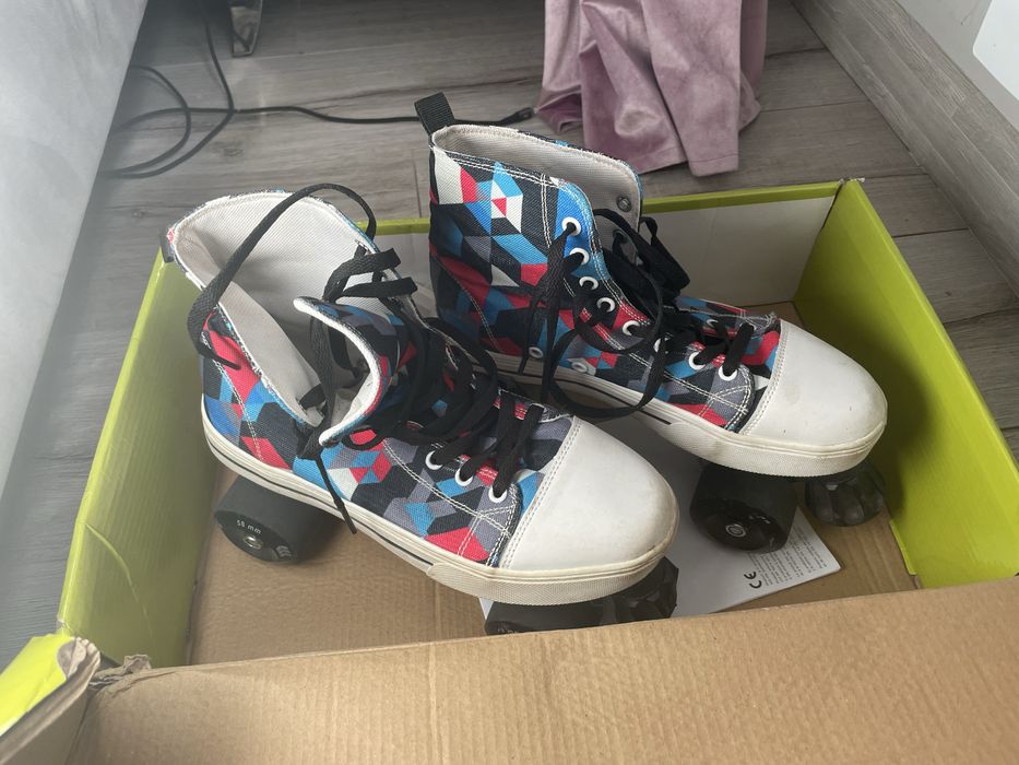 Wrotki młodzieżowe CANVAS r.38