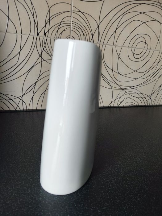 Wazonik porcelanowy Rosenthal.