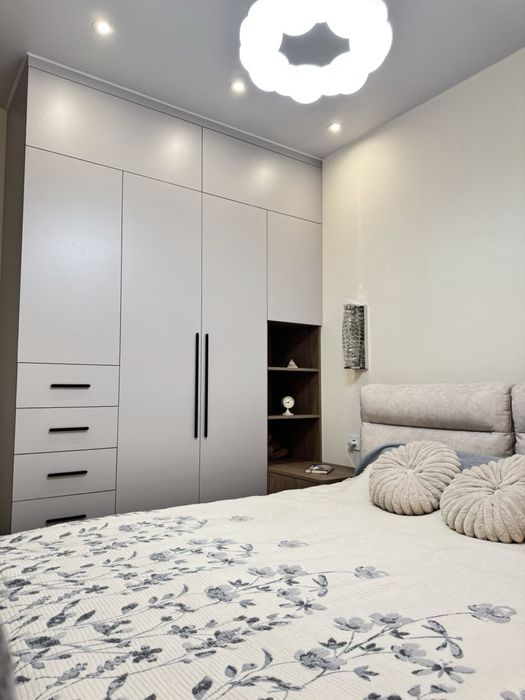 Продам 2-к квартиру з ремонтом , Діброва Парк