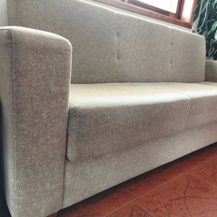 Sofá cama em tecido chenille