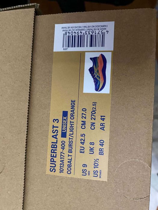 Asics Superblast 3 10kms feitos + Par de Meias