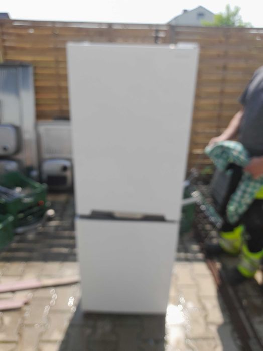 Sprzedam lodowke Sarp