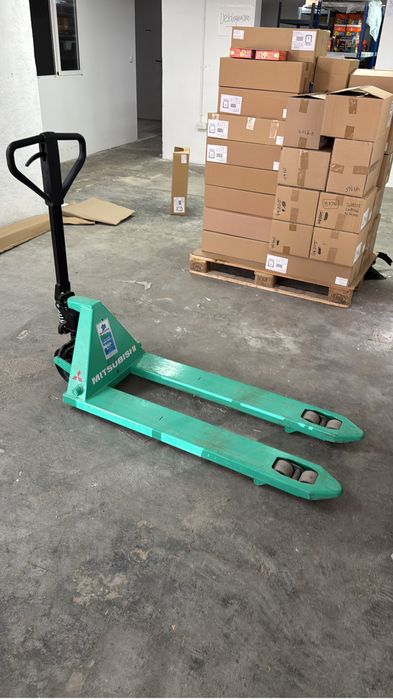 Porta Paletes Mitsubishi