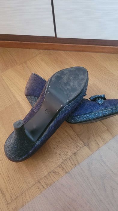 Buty damskie na obcasie rozmiar 39
