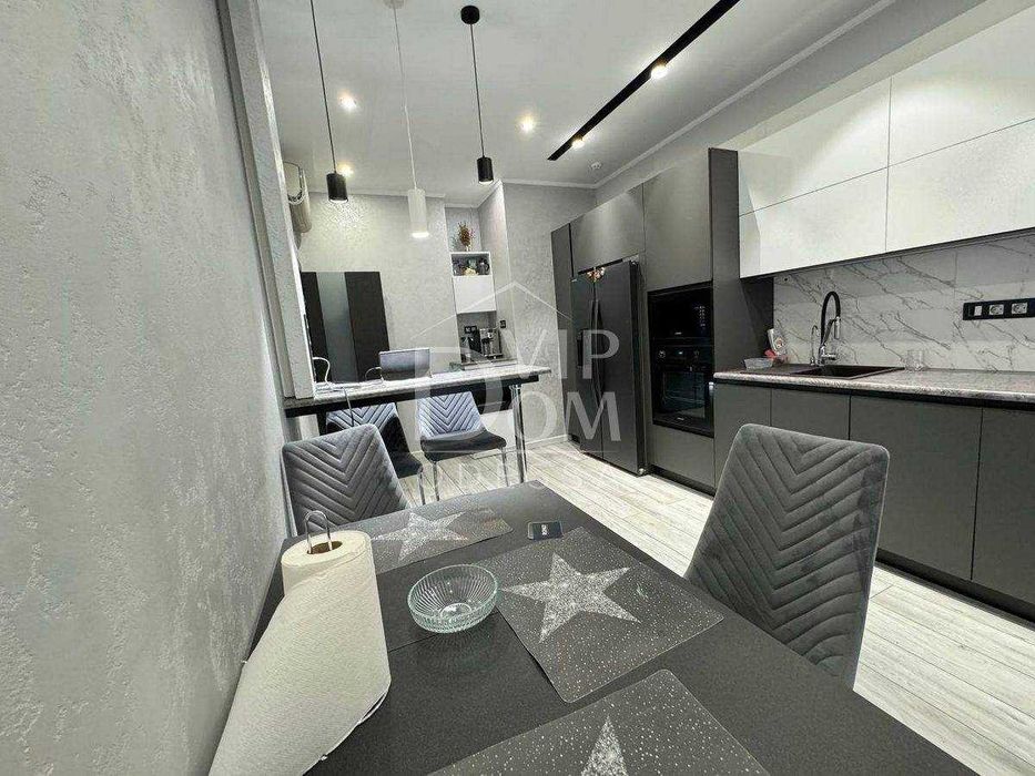 Продам 2 комнатную квартиру в ЖК 28 Жемчужина! Паркинг - Вид 4